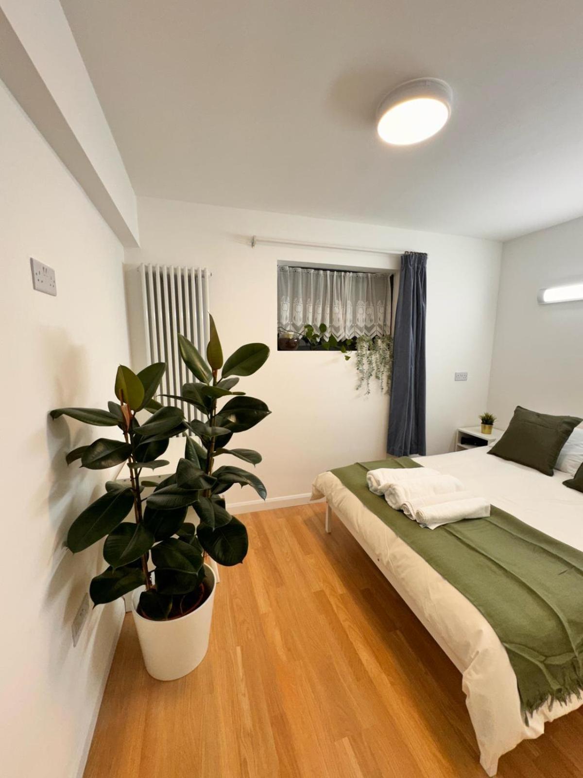 Luxury In Cross Harbour Affittacamere