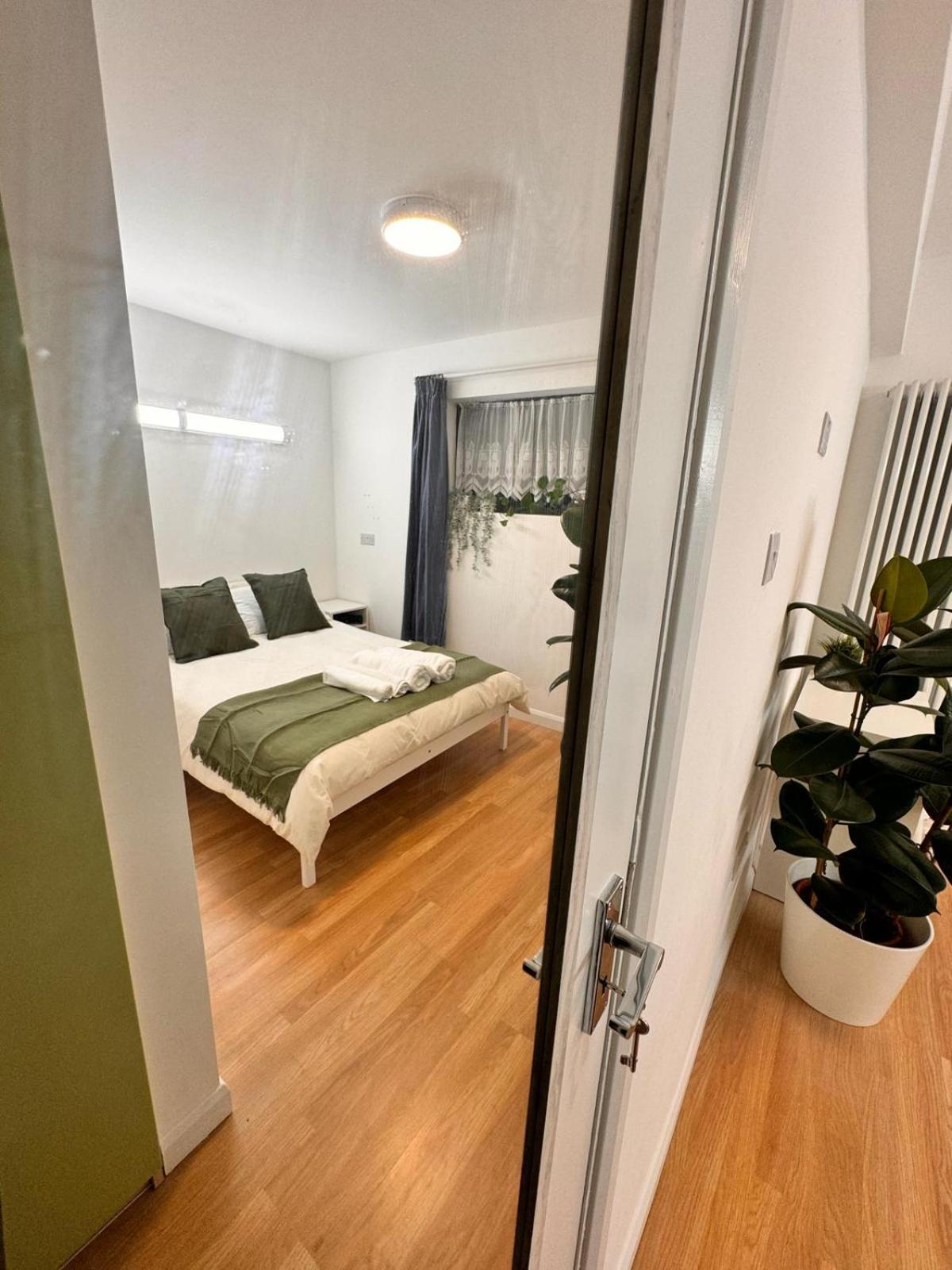 Luxury In Cross Harbour Affittacamere *