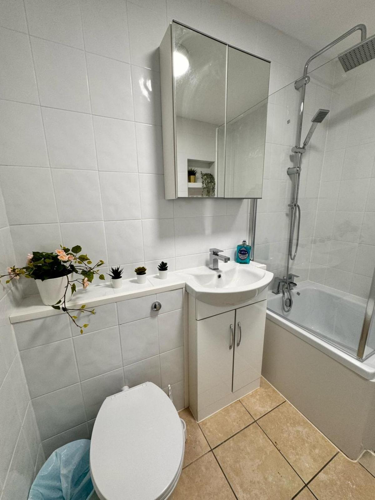 Luxury In Cross Harbour Affittacamere *