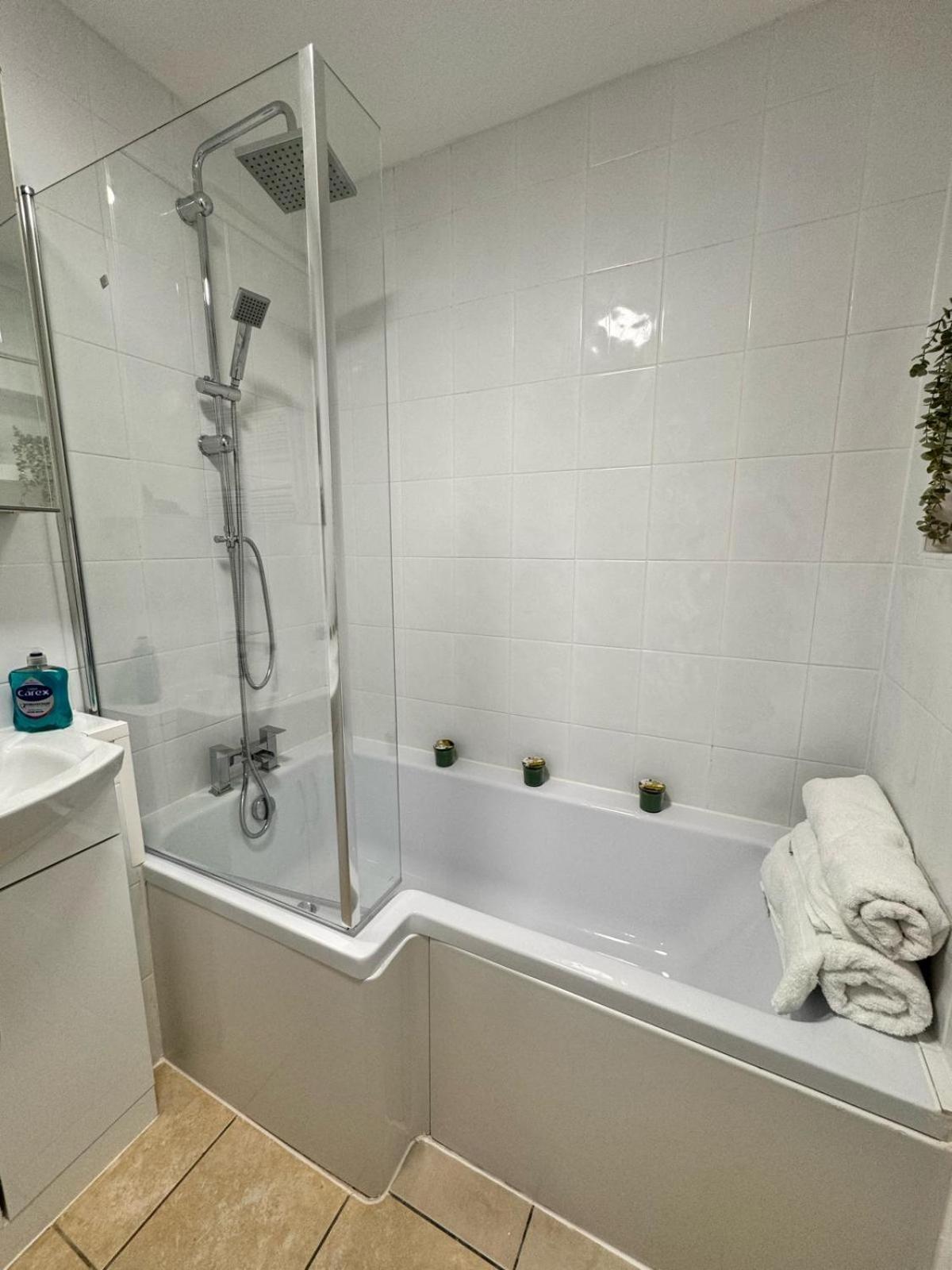 Luxury In Cross Harbour Affittacamere *